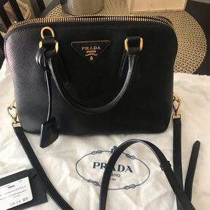 Promenade Saffiano Vernice Black Leather Tote